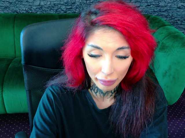 CassyFoxyy live cam on BongaCams