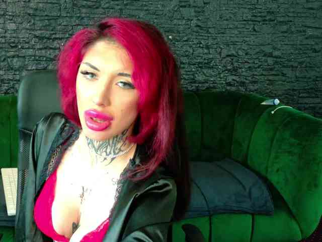 CassyFoxyy CassyFoxyy