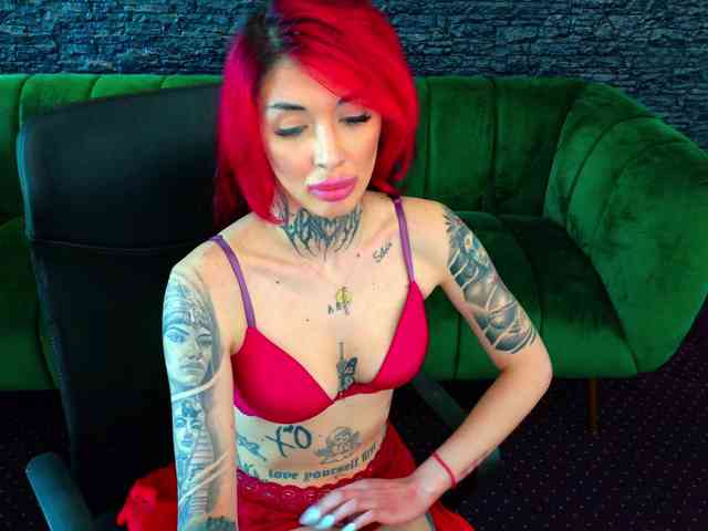 CassyFoxyy CassyFoxyy