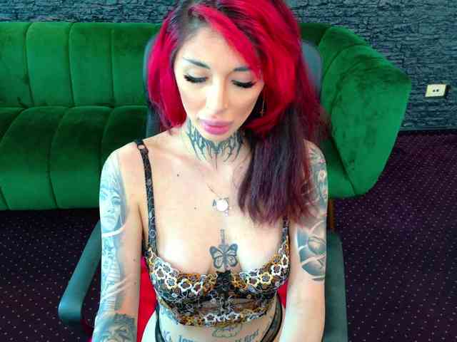 CassyFoxyy CassyFoxyy