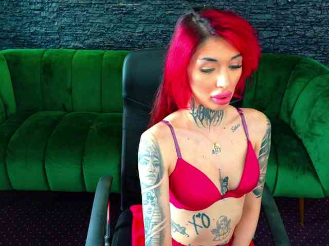 CassyFoxyy CassyFoxyy