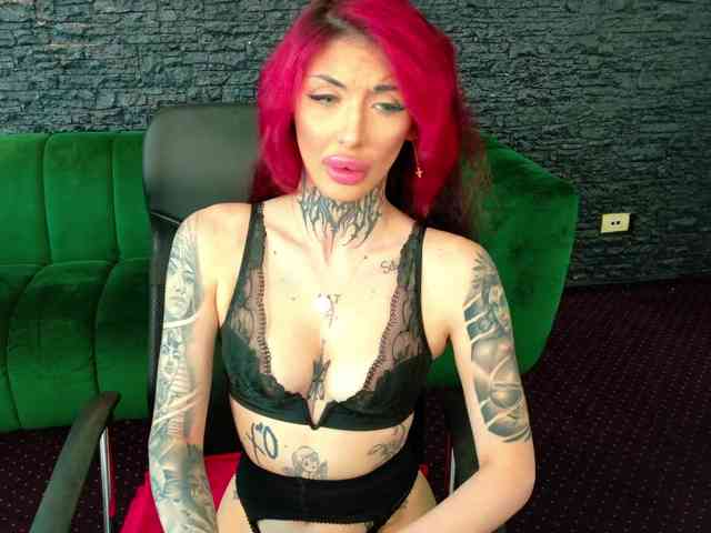 CassyFoxyy - Girl 