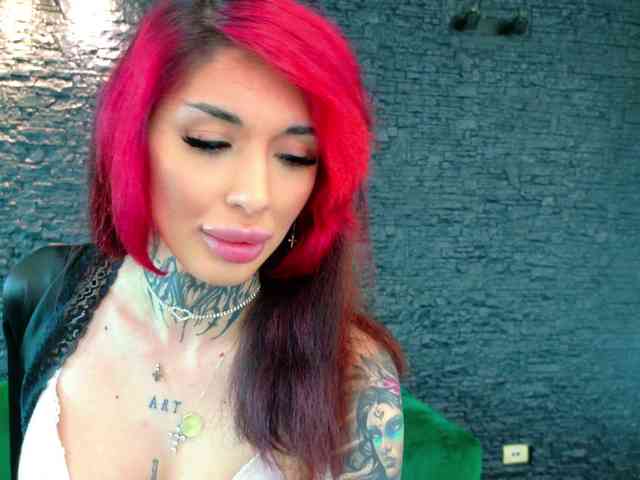 CassyFoxyy CassyFoxyy
