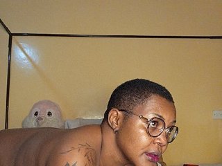 COUGAR-AND-CUB Porn Show