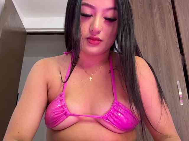 candyhott9a