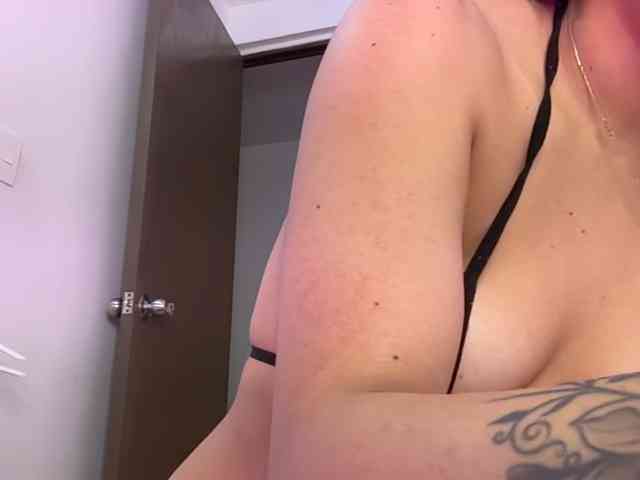 candyhott9a