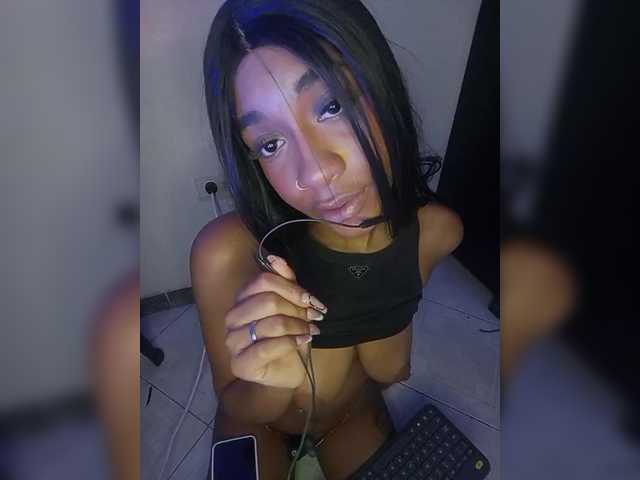 Keylafisher live cam on BongaCams