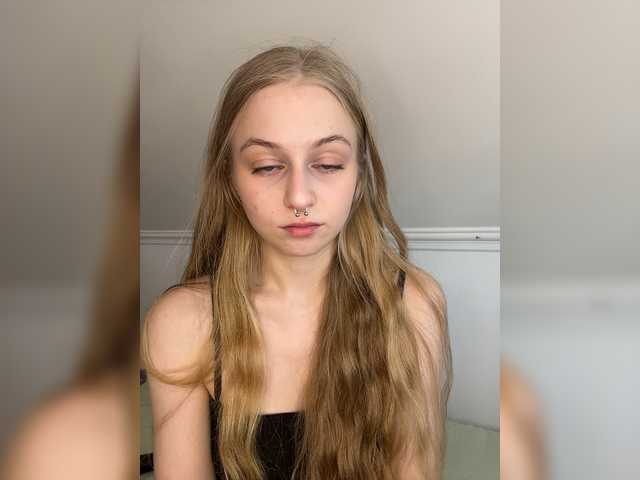 MiaMeowaaa live cam on BongaCams
