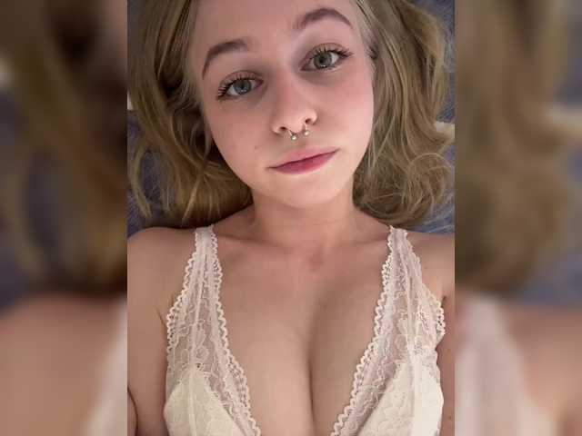 MiaMeowaaa
