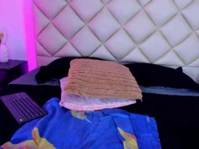 MiaSttar webcam