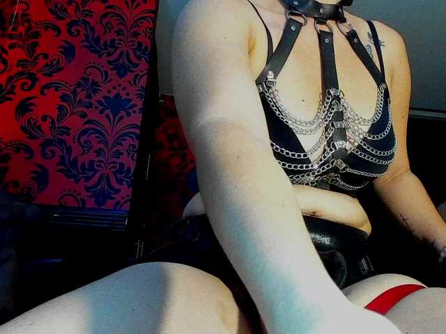 MissKathyFox live cam on BongaCams