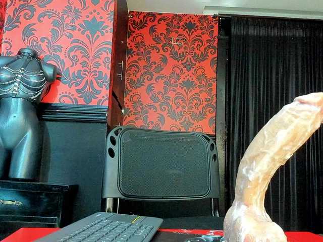 MissKathyFox live cam on BongaCams