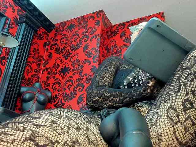 MissKathyFox webcam