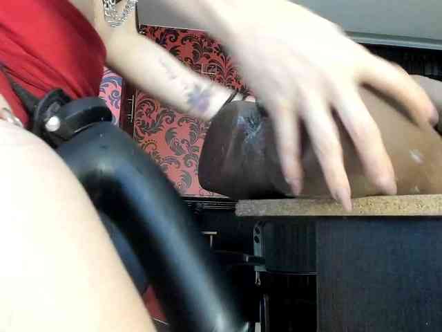 MissKathyFox webcam