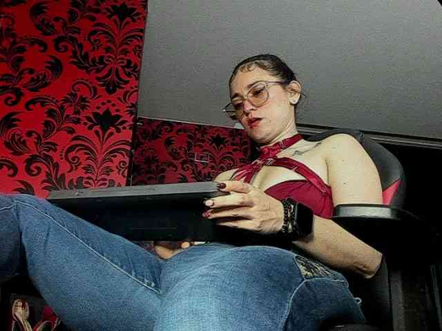 MissKathyFox webcam