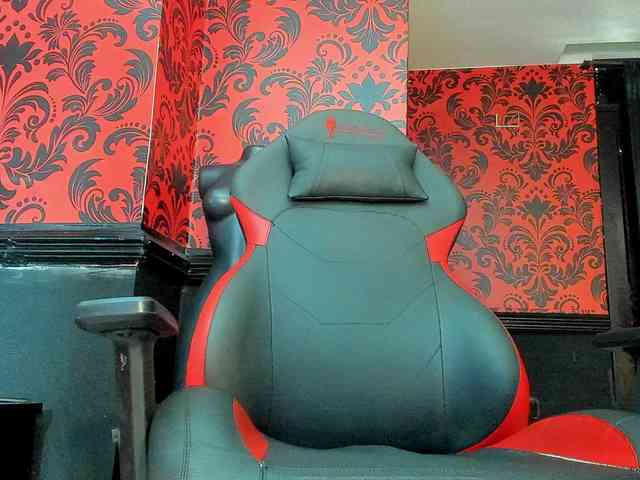 MissKathyFox webcam