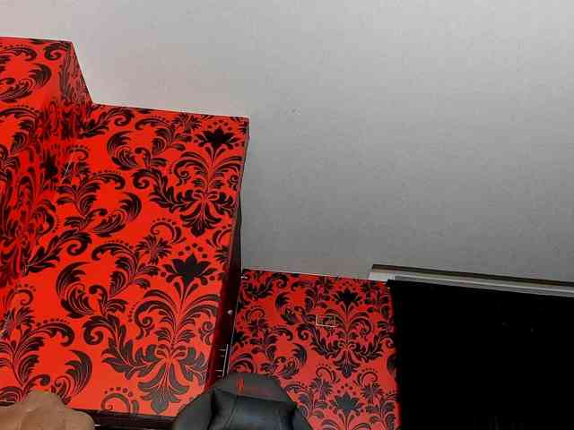 MissKathyFox webcam