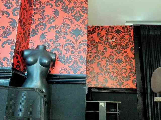 MissKathyFox webcam