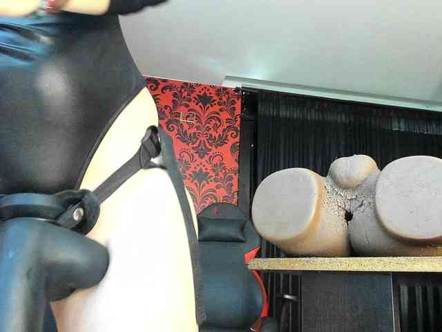MissKathyFox webcam