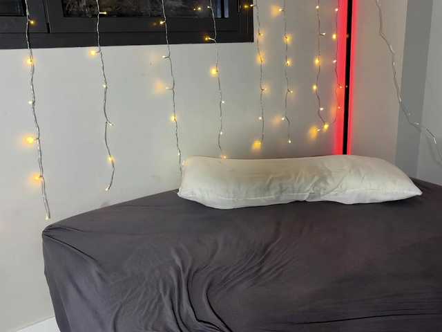 AliceElfy live webcam show