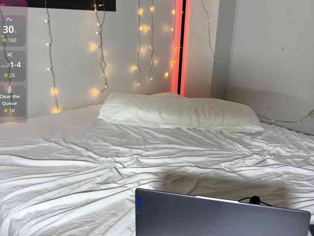 AliceElfy webcam