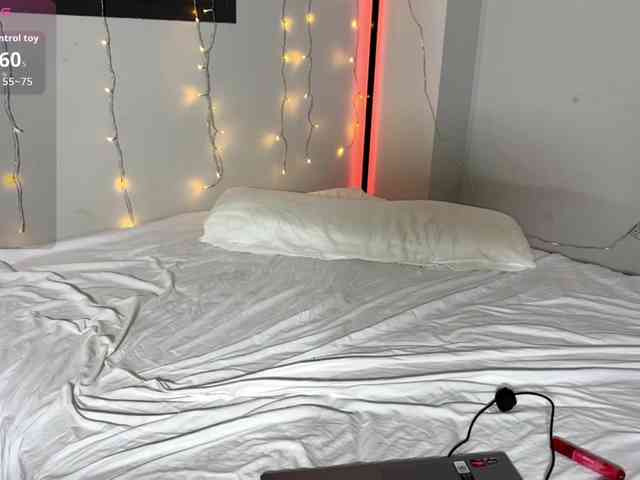 AliceElfy webcam