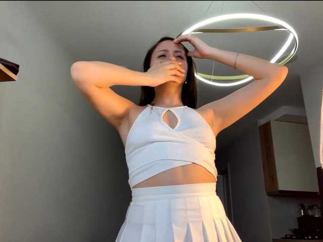 GeneviveLaudato live cam on BongaCams