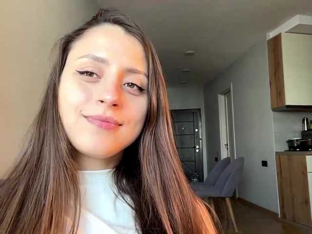 GeneviveLaudato live cam on BongaCams