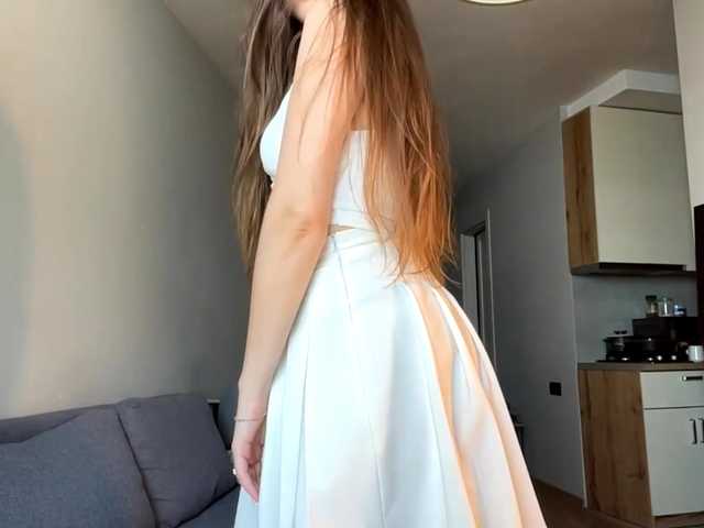GeneviveLaudato live cam on BongaCams