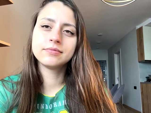 GeneviveLaudato live cam on BongaCams