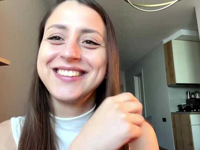 GeneviveLaudato live cam on BongaCams