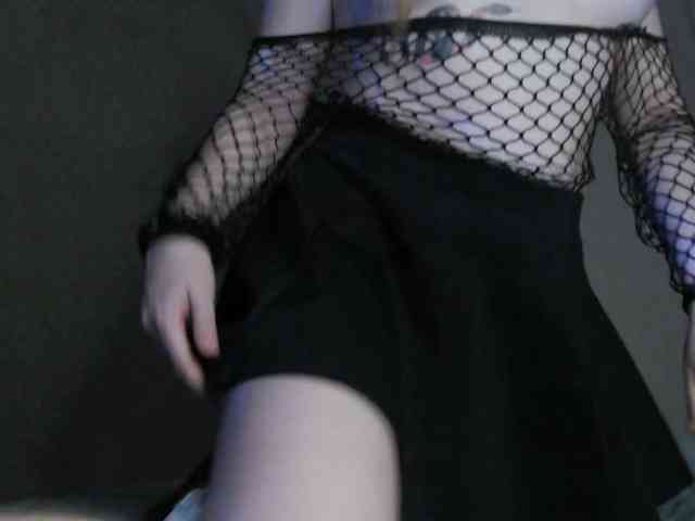 MollyLivex webcam