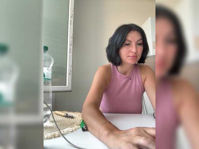 KimVelour live cam on BongaCams
