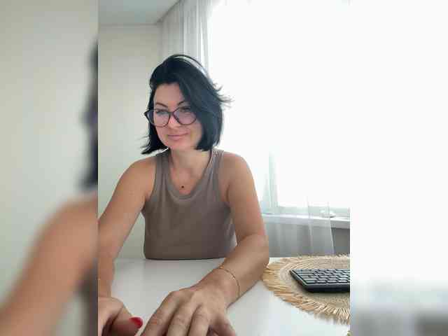 KimVelour webcam