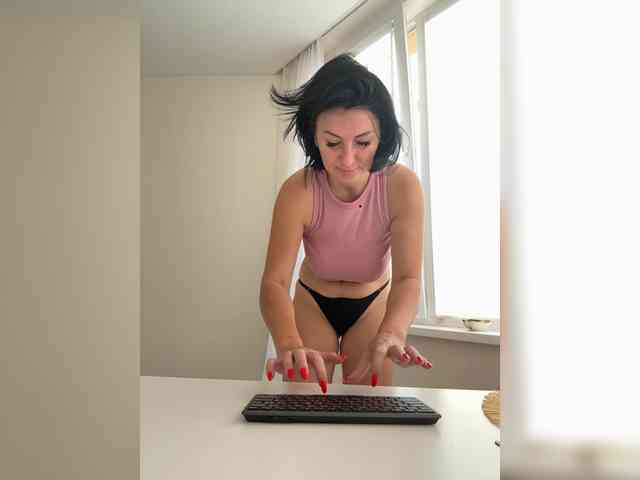 KimVelour webcam