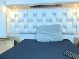 LizzyRaven Porn Show