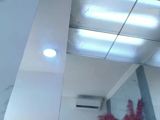 LizzyRaven Porn Show