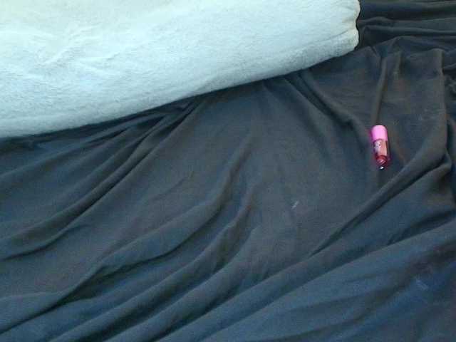 LizzyRaven live cam on BongaCams