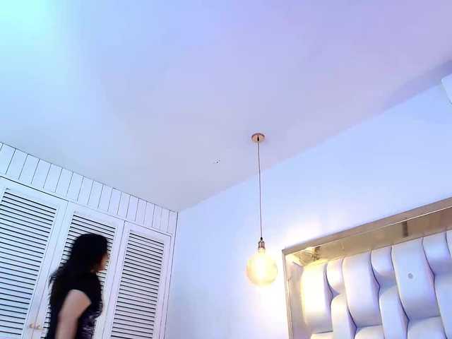 LizzyRaven live webcam show