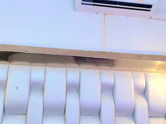 LizzyRaven live cam on BongaCams