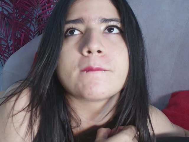 LizzyRaven live cam on BongaCams