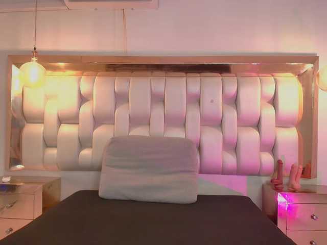 LizzyRaven live cam on BongaCams