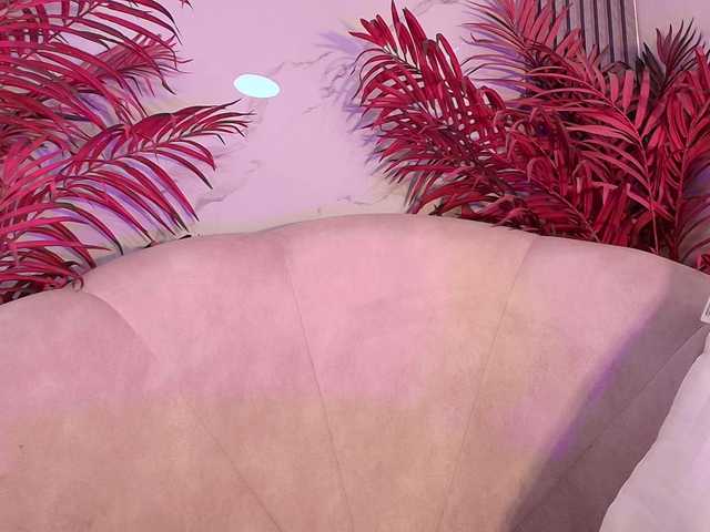 LizzyRaven live cam on BongaCams