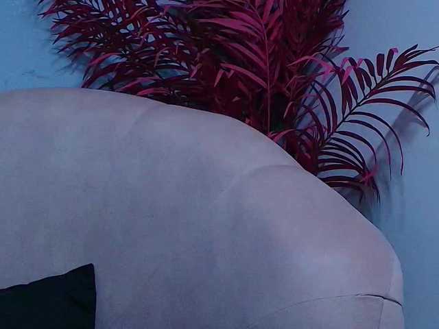 LizzyRaven live cam on BongaCams