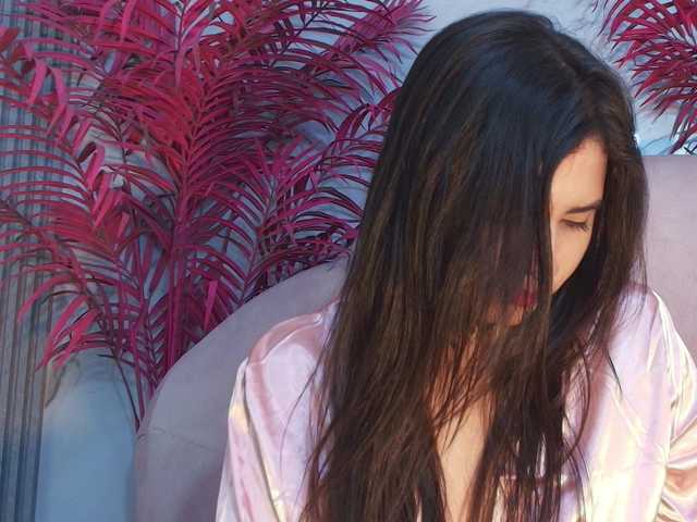 LizzyRaven live cam on BongaCams