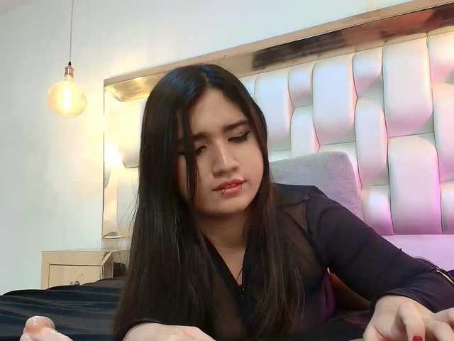LizzyRaven live cam on BongaCams