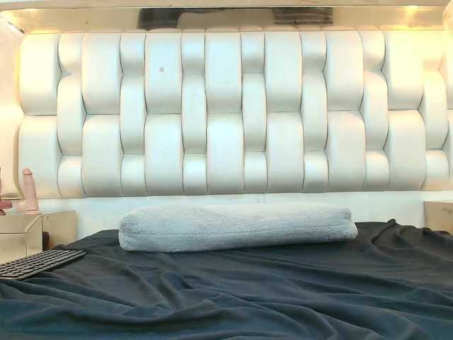LizzyRaven live cam on BongaCams