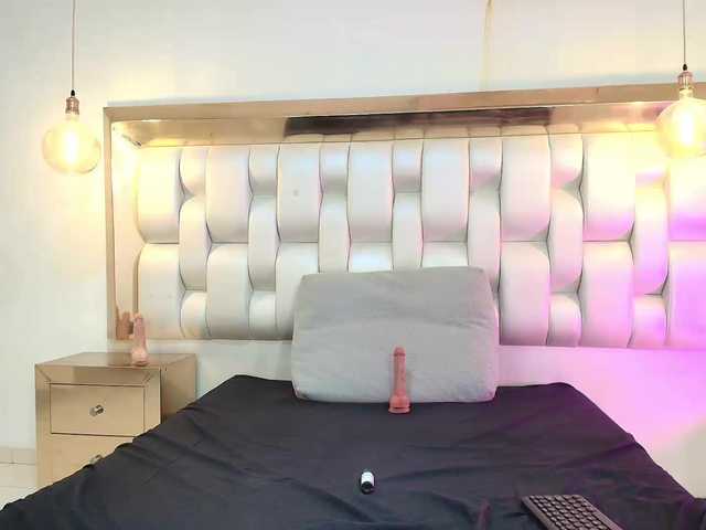 LizzyRaven live cam on BongaCams