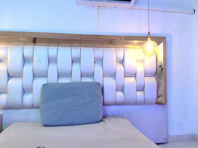 LizzyRaven live cam on BongaCams