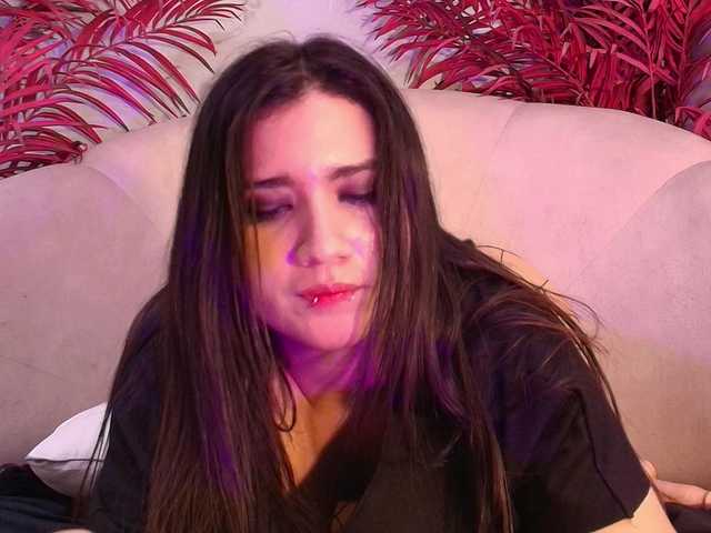 LizzyRaven live cam on BongaCams